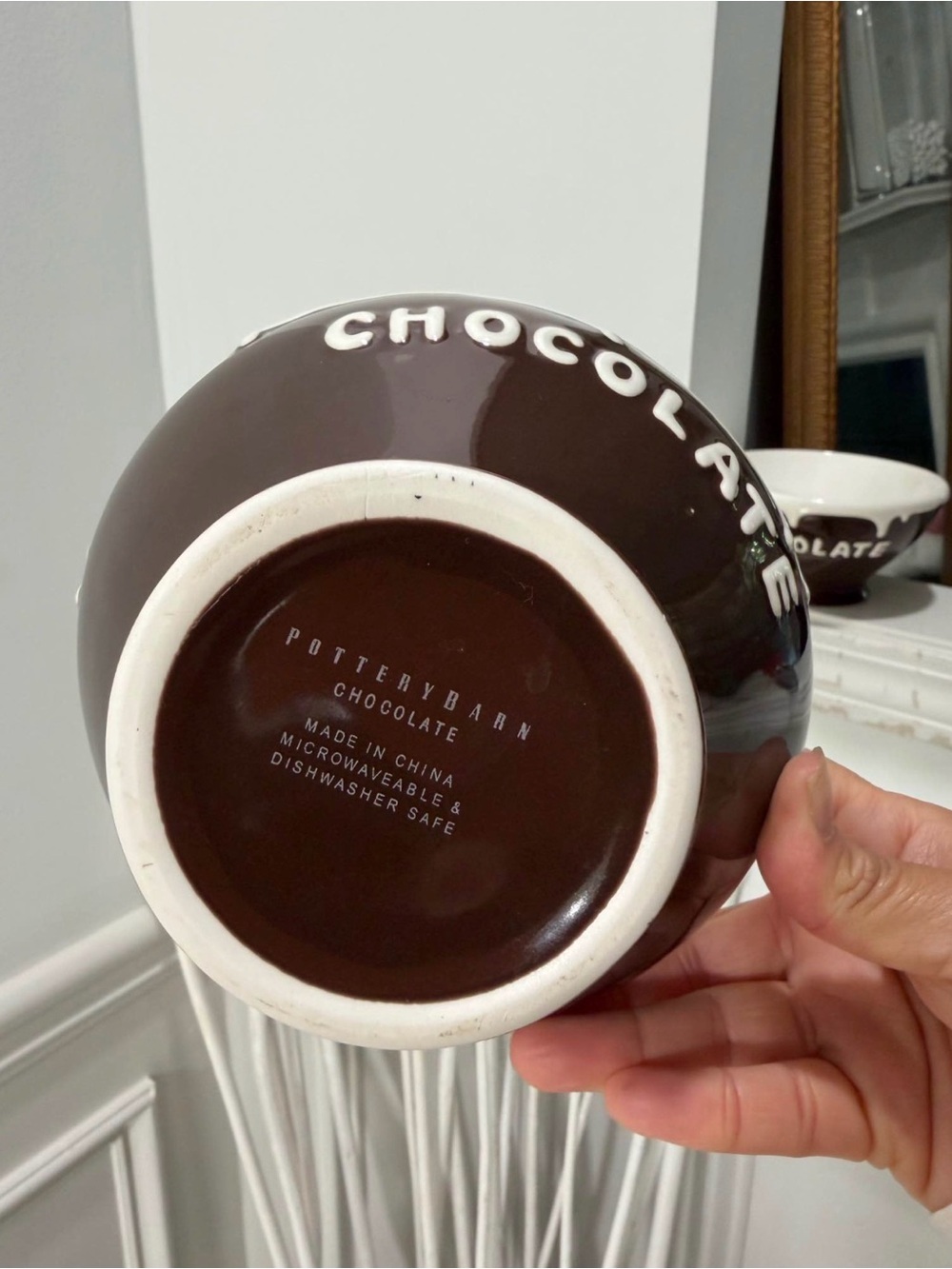 Pottery barn Chocolate Drip ice cream  Bowls - Set of 2 - Picture 3 of 3